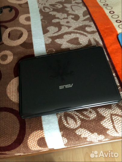 Ноутбук asus