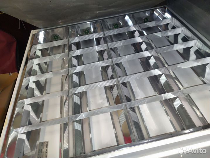 Светильник потолочный