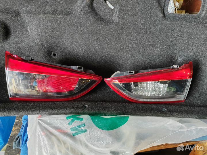 Фонари задние в крышку багажника Mazda 6 GJ
