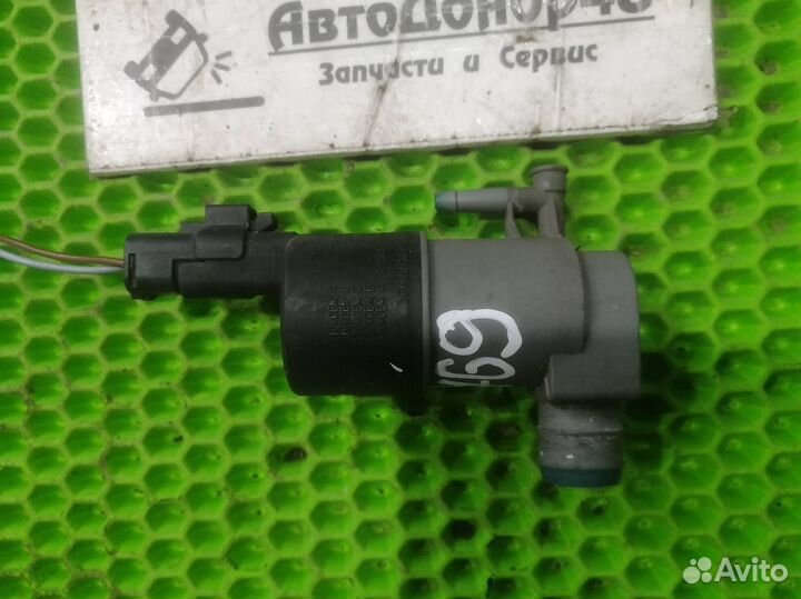 Насос омывателя Renault Logan