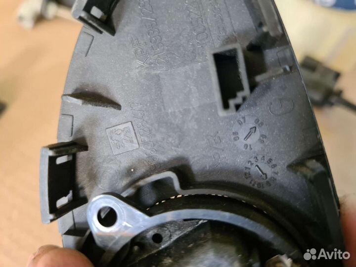 Динамики торпеды Пежо 408 308