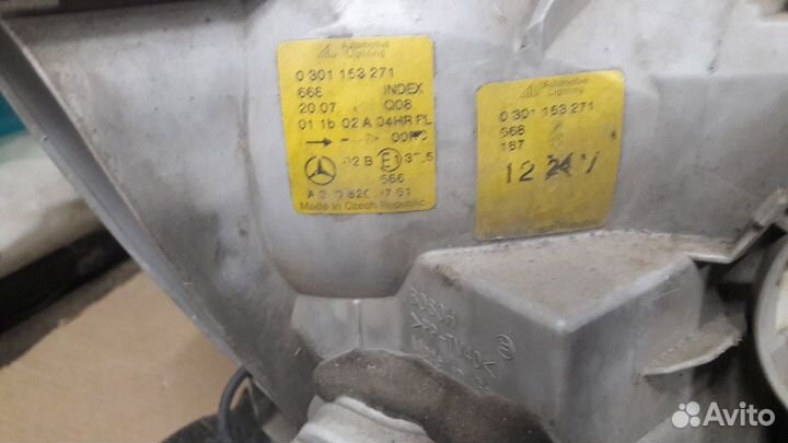 Фара от Мерседеса