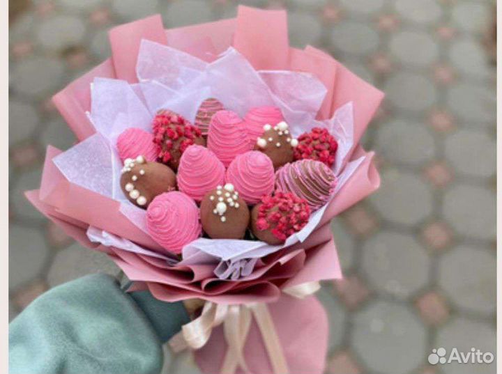 Букеты из клубники в шоколаде