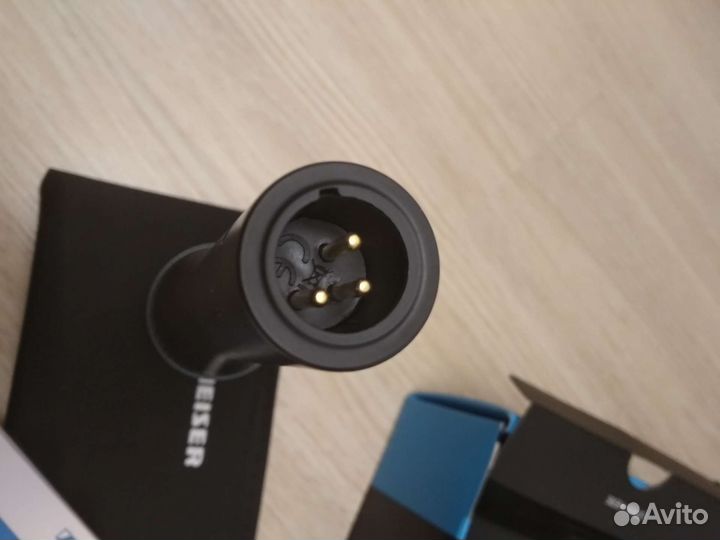 Микрофон Sennheiser E945