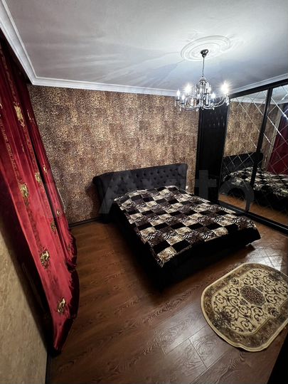 3-к. квартира, 100 м², 2/4 эт.