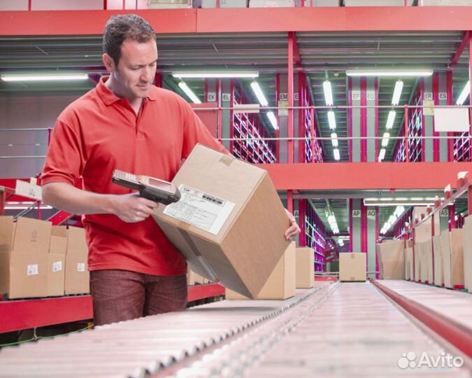 Работник склада