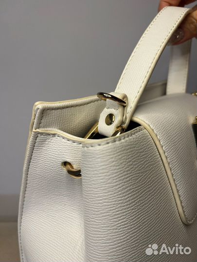 Элегантная дамская сумочка