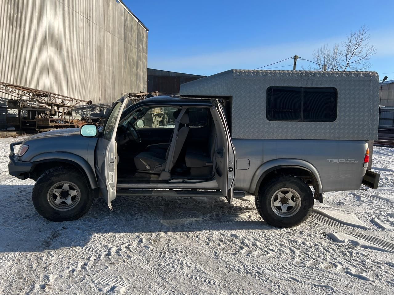 Toyota Tundra: фото владельца