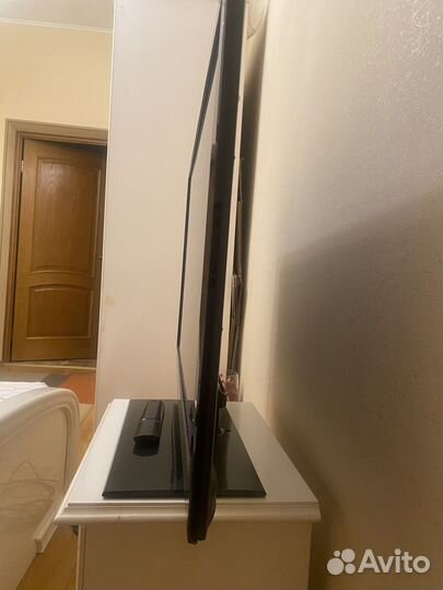 Телевизор 42lv3700 со SMART tv