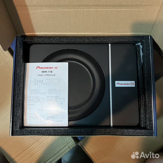 Активный сабвуфер Pioneer под сидение 800W