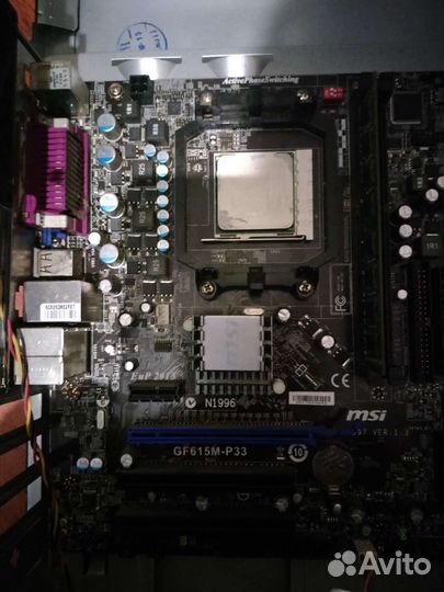 Материнская плата с процессором и памятью