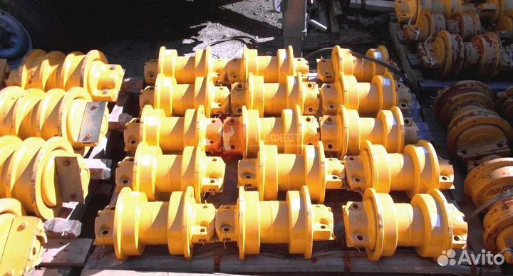 Каток Komatsu PC400LC-8 208-30-00521