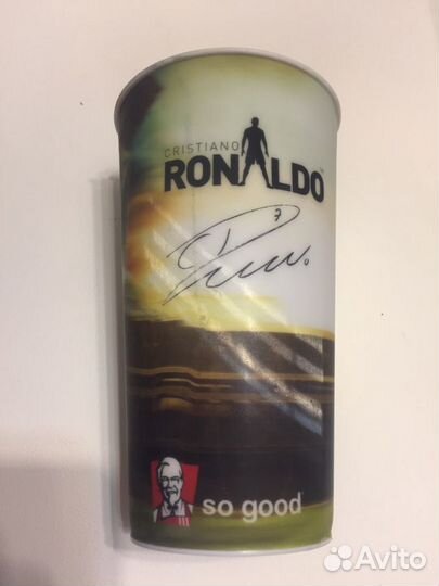 Стакан с автографом Кристиано Рональдо