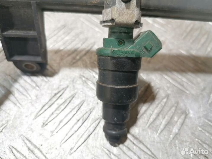Форсунка двигателя Renault Kangoo 1997 2003