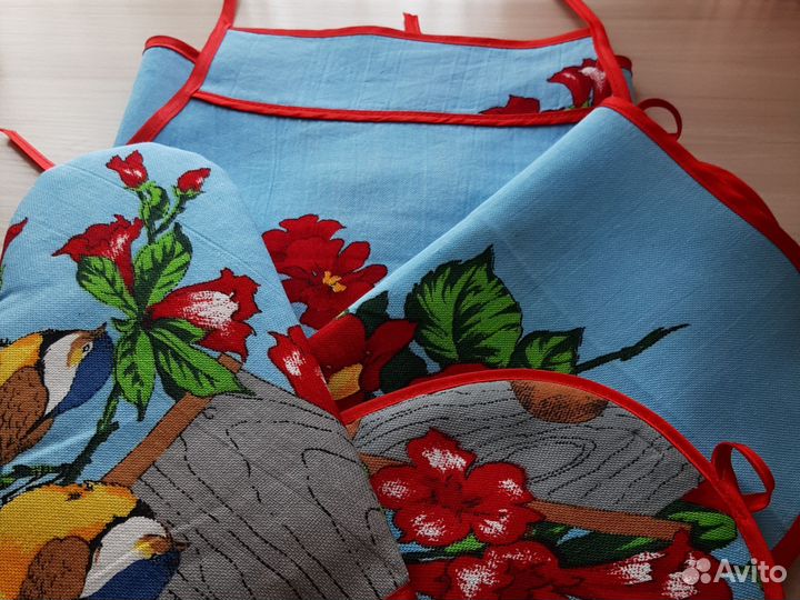 Кухонный комплект фартук полотенце прихватки