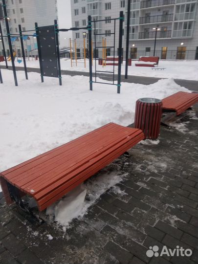 Скамейка стальная «Пифагор» без спинки 5,5 м