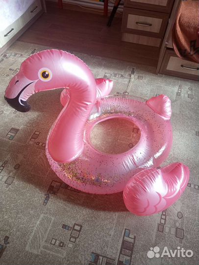 Надувной круг фламинго