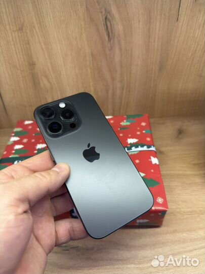 iPhone 15 Pro, 256 ГБ