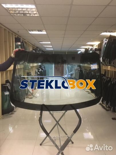 Лобовое стекло на Рено Логан / Лада Ларгус