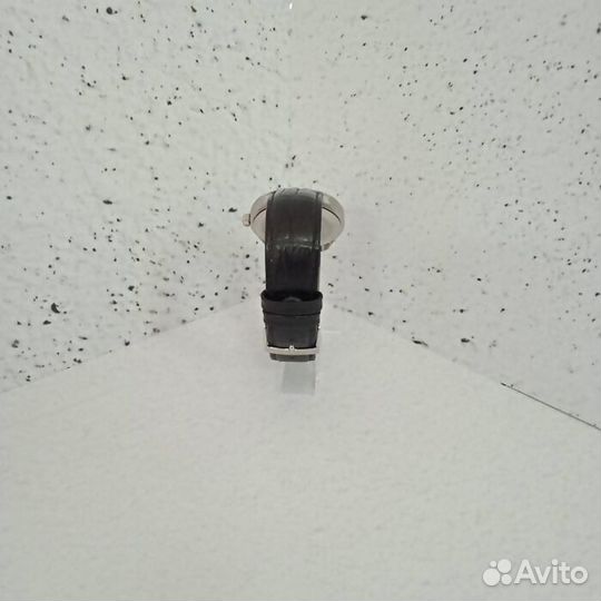 Наручные часы Tissot pr100