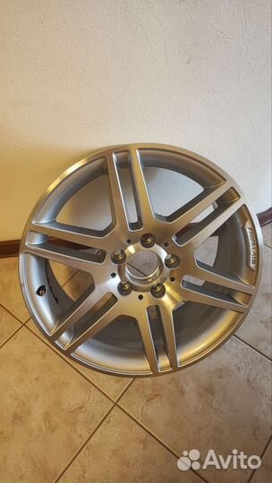 Диск Mercedes r17 amg