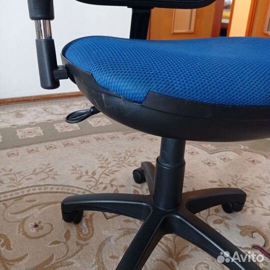 Компьютерное кресло Бюрократ CH-799axsn синее