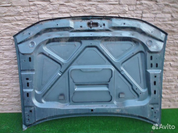 Капот на Шевроле Trail Blazer с 2002-2012