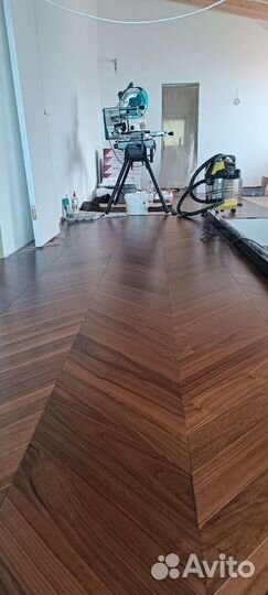 Профессиональная укладка напольных покрытий