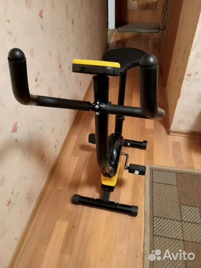 Велотренажер DFC B8012