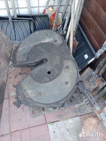 Седло на тягач