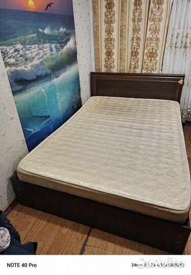 Кровать с матрасом 140 200 бу
