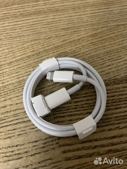 Шнур для зарядки iPhone (айофна) новый (оригинал)