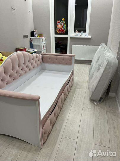 Детская кровать, детская мебель