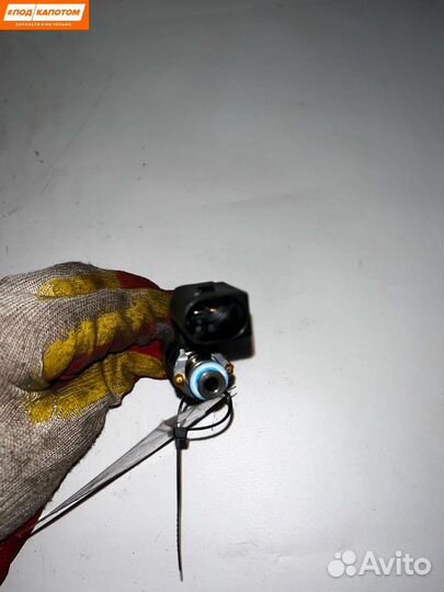 Форсунка топливная Volkswagen Golf 6 (2008 - 2012)