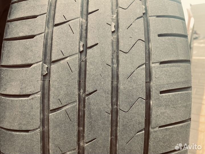 Habilead HF330 245/45 R18