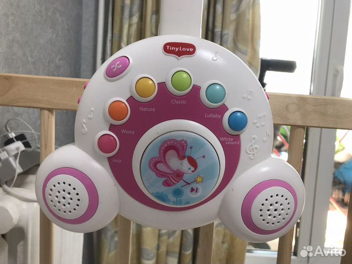 Музыкальный мобиль на кроватку tiny love