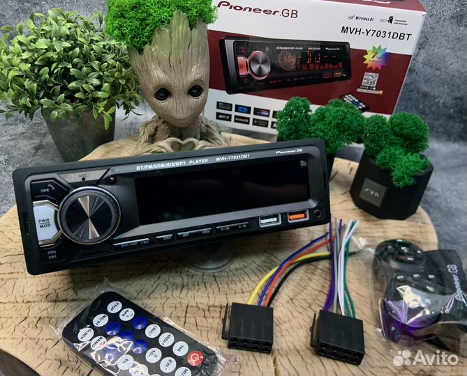 Магнитола pioneer MVH 8051 / 7031