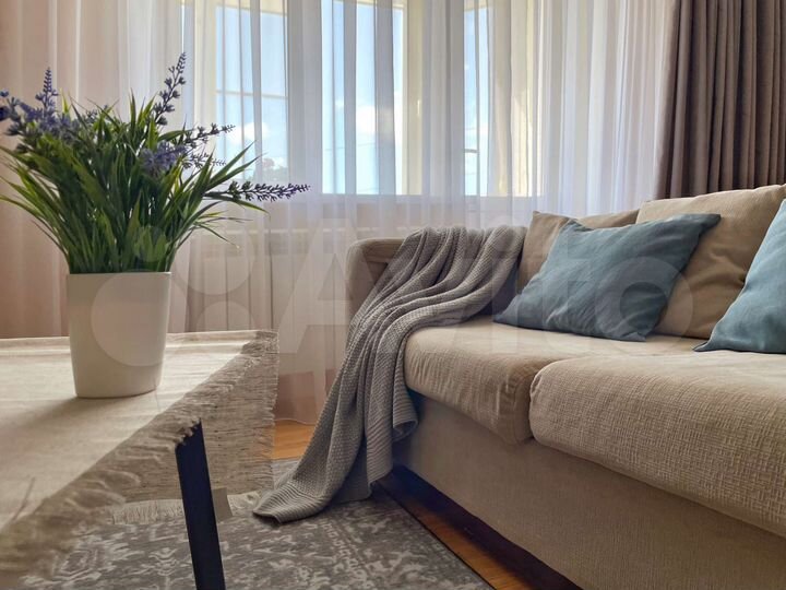 2-к. квартира, 80 м², 5/5 эт.