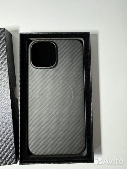 Чехол на iPhone 13 pro max карбон