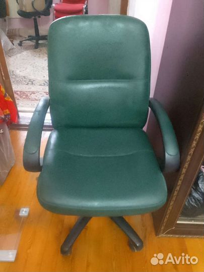 Компьютерное кресло