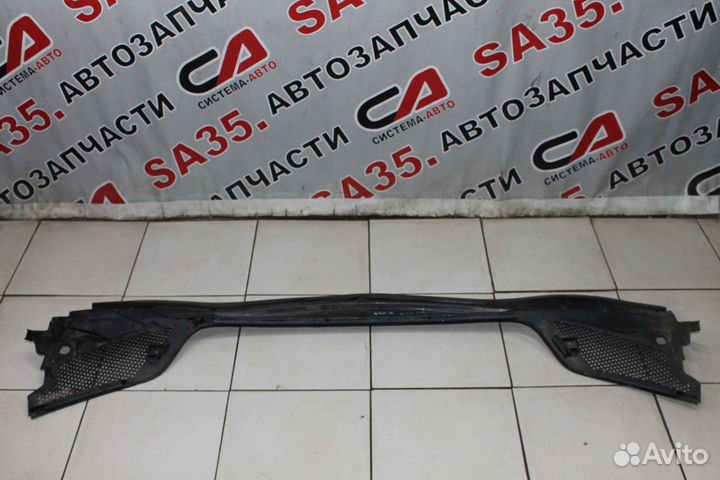 Решетка стеклоочистителя Citroen C4