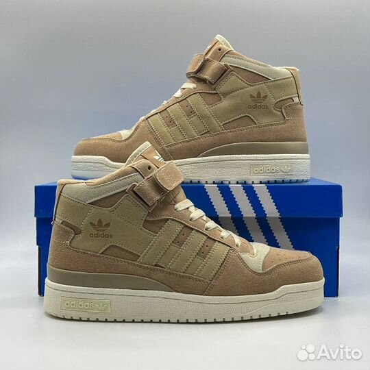 Кроссовки adidas зимние