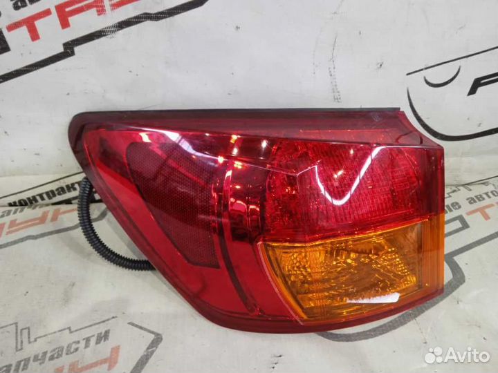 Фонарь lexus IS220D IS250 IS300 IS350 ALE20 GSE20