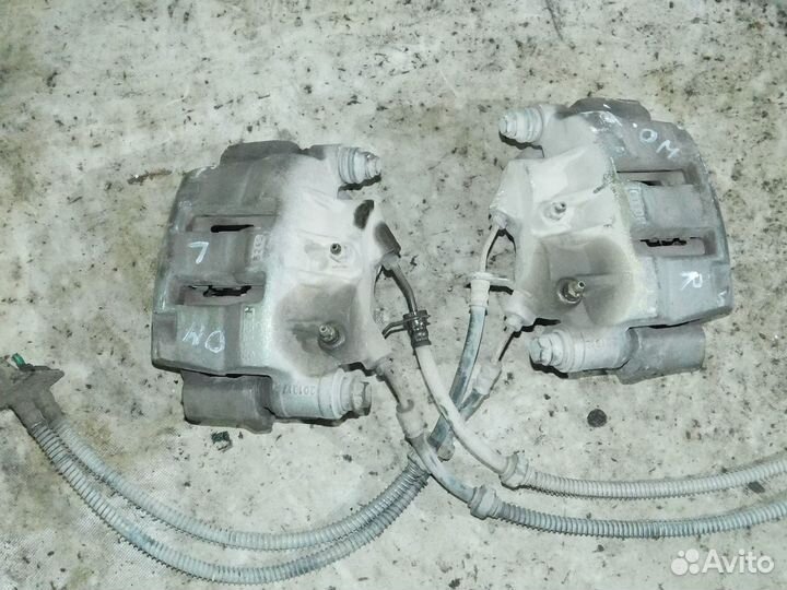 Суппорт передний двухконтурный рено мастер 2