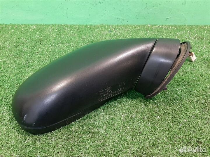 Зеркало правое Mitsubishi Carisma 2003