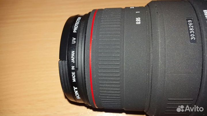 Sigma AF 70-300mm f/4-5.6 APO Macro DG