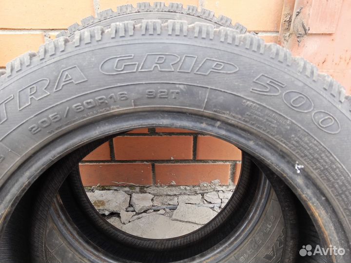Goodyear UltraGrip 500 205/60 R16