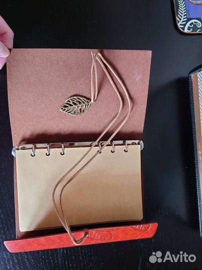 Кожаный блокнот