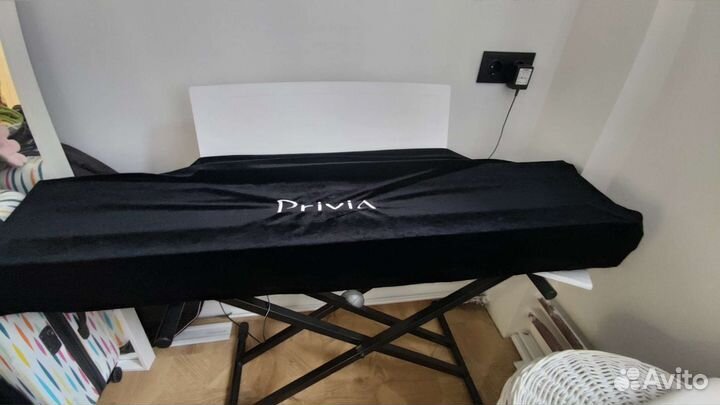 Электронное пианино Yamaha p115