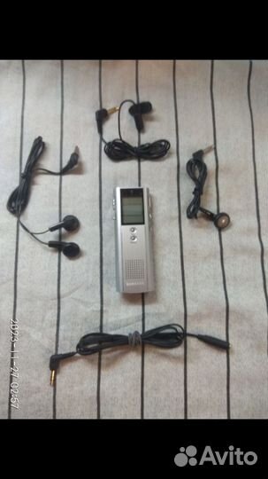 Цифровой диктофон samsung SVR-S820